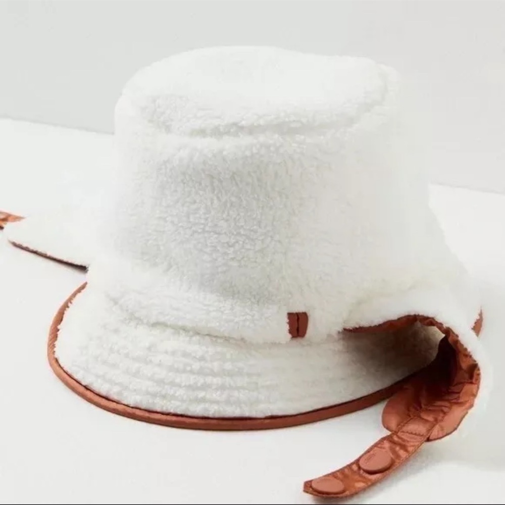 NWTO Free People FP Movement Women's Bucket List Reversible Sherpa Bucket Hat - Picture 3 of 11